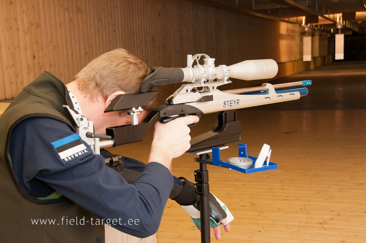 0076   kes utles, et mitu tundi lasketiirus saab kerge olema